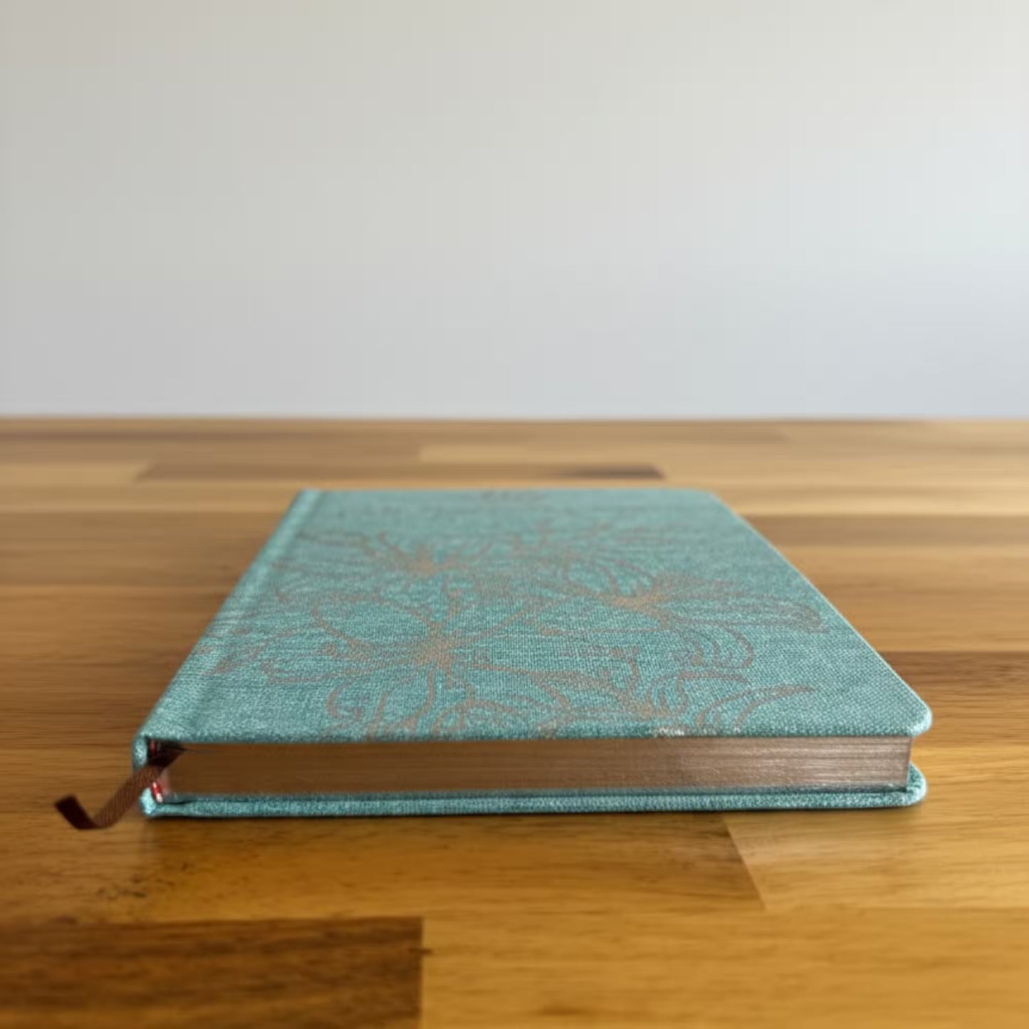 1x Blue Gratitude Journal with Silver Lining - 120 pages - I am Thankful For